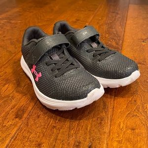 Girls Under Armour Sneakers